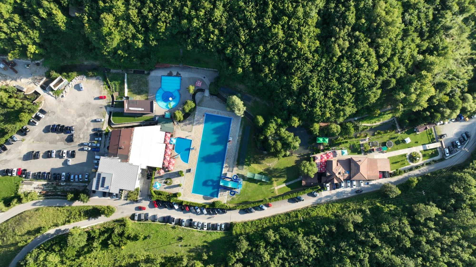 Motel "Kula" Cazin Luaran gambar