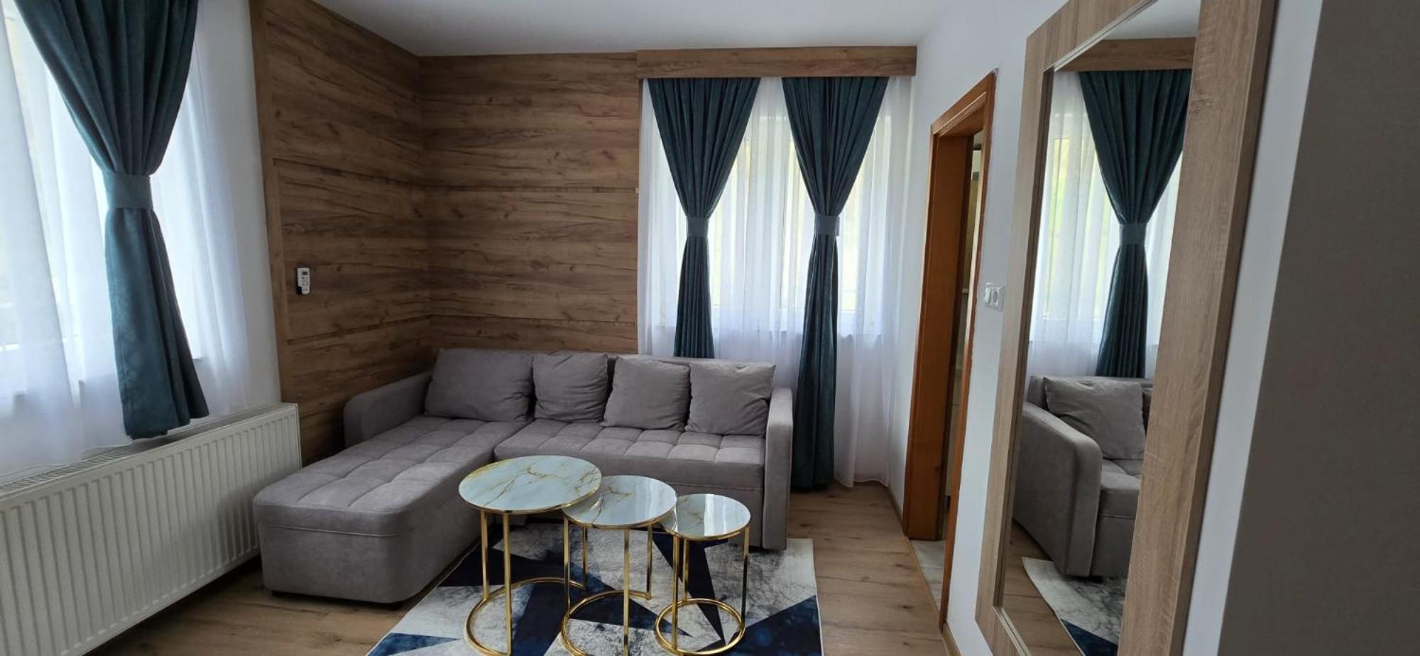 Motel "Kula" Cazin Luaran gambar