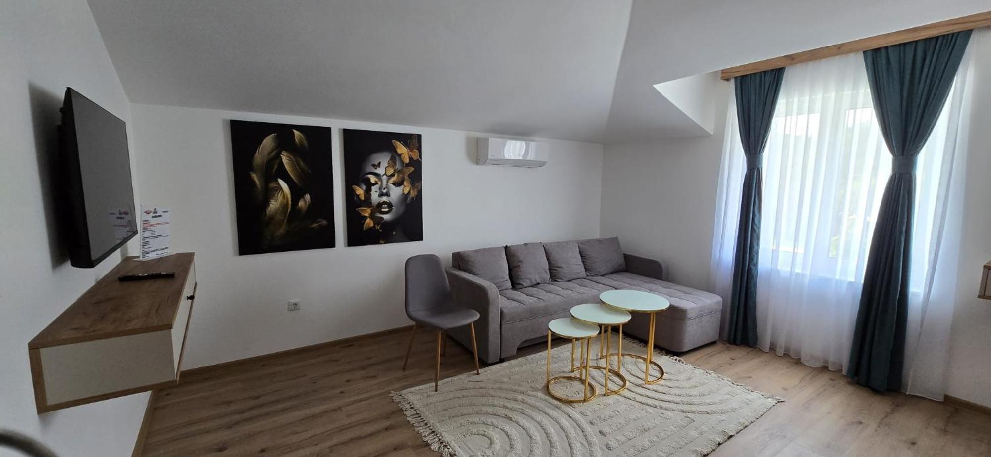 Motel "Kula" Cazin Luaran gambar