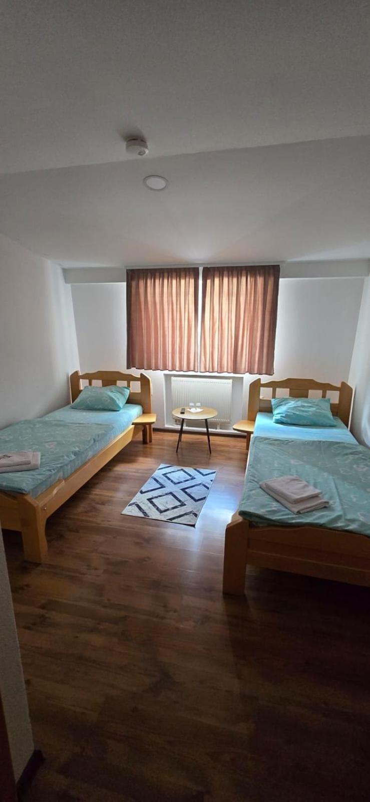 Motel "Kula" Cazin Luaran gambar