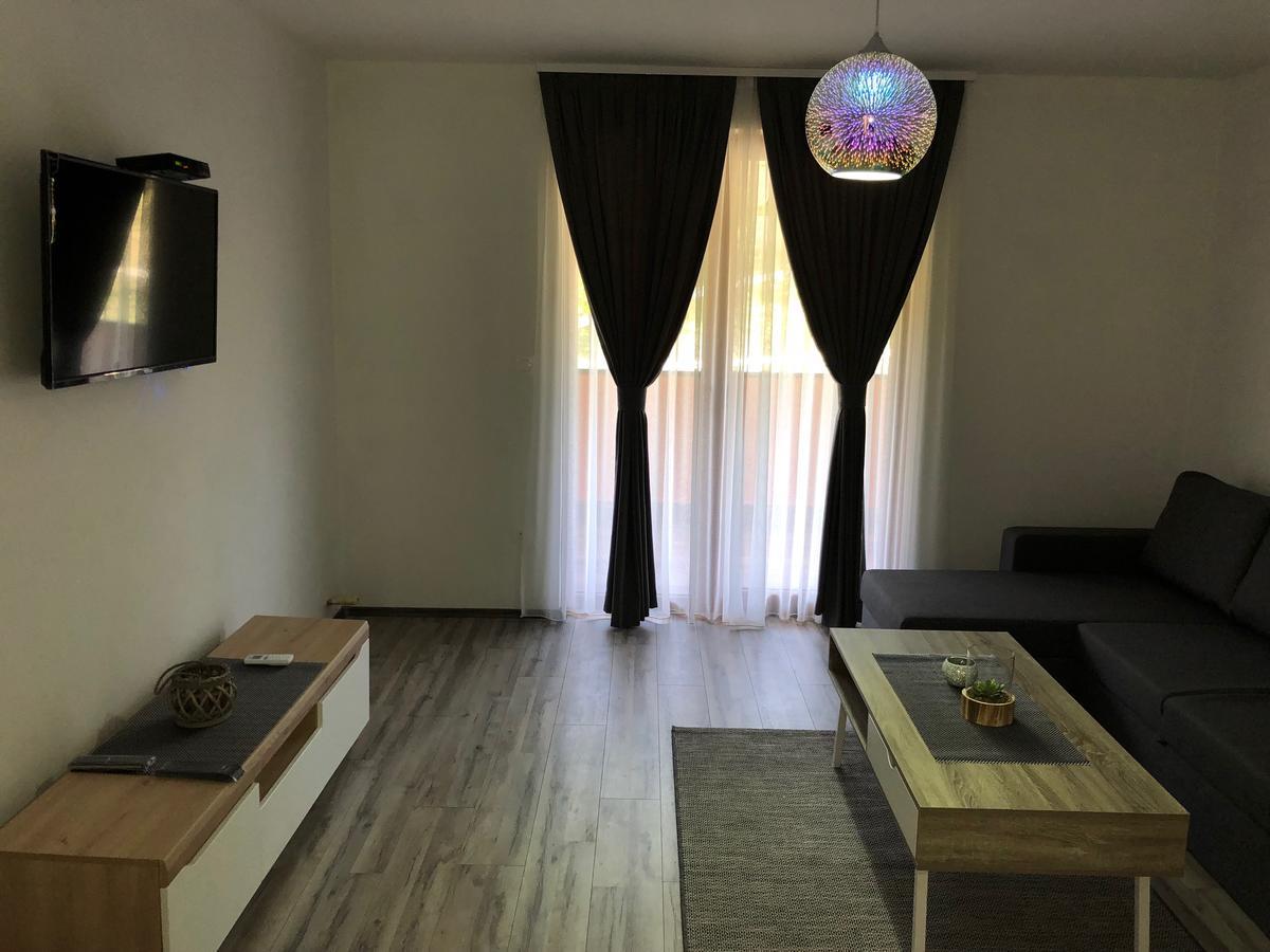Motel "Kula" Cazin Luaran gambar