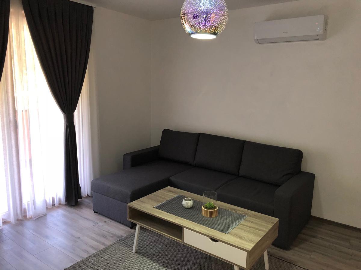 Motel "Kula" Cazin Luaran gambar